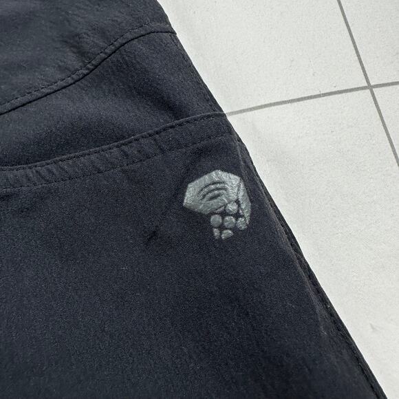 Mountain Hardwear Pants Womens 12 Black Convertible Nylon Hiking Gorpcore Camp - Picture 7 of 13